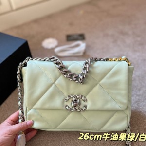 CHANEL 19 HANDBAG