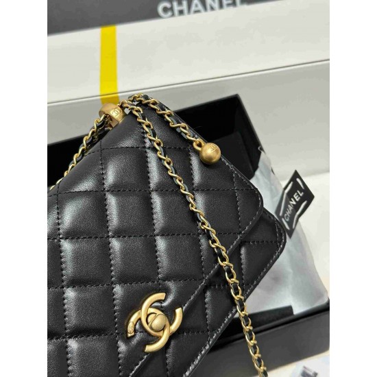 CHANEL WALLET ON CHAIN