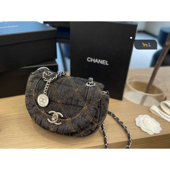 2colors Chanel Coco Beach saddle Bag