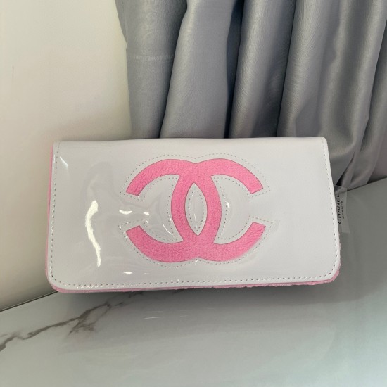 CHANEL VIP PRECISION GIFT BAG