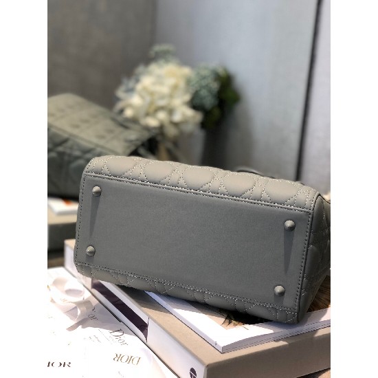 MEDIUM LADY DIOR BAG Ultramatte Cannage Calfskin