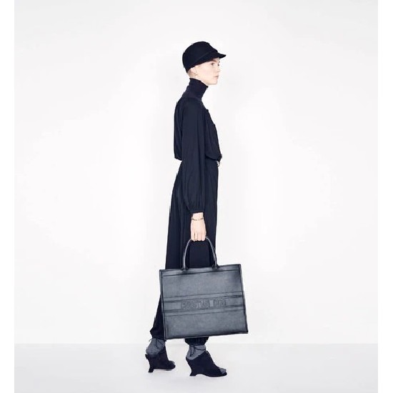 DIOR BOOK TOTE