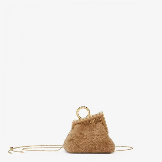 4colors NANO FENDI FIRST CHARM SHEEPSKIN