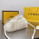 4colors FENDI FIRST FUR