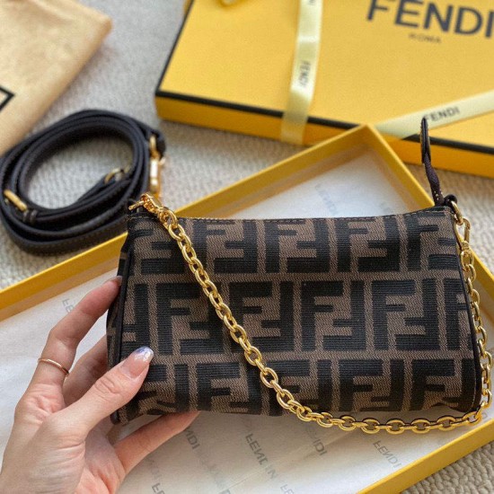 FENDI VINTAGE HOBO