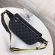 BUMBAG Damier Graphite