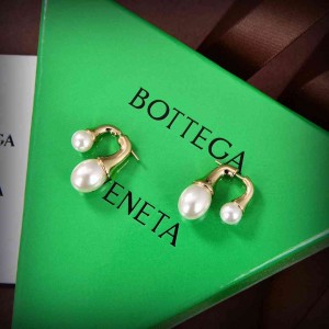  Bottega Venenta Earrings