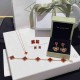 Van Cleef & Arpels Set